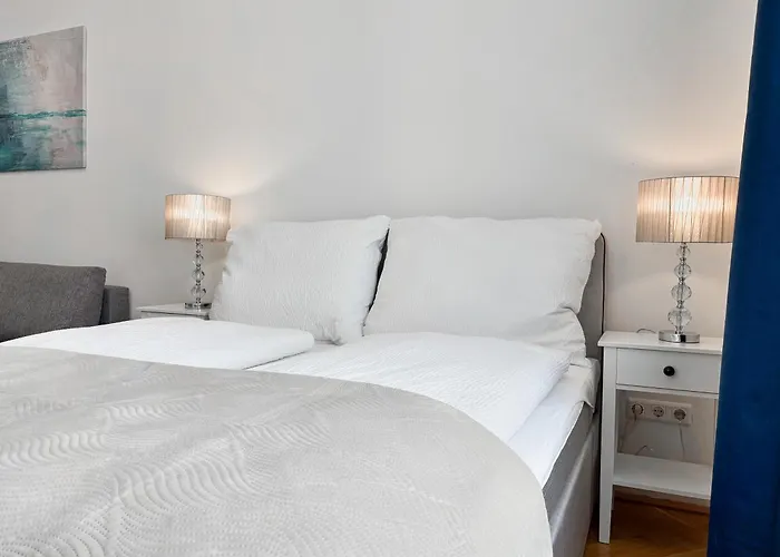 Stylish I 5 Minutes To U1 Reumannplatz I 15 Min To City Center