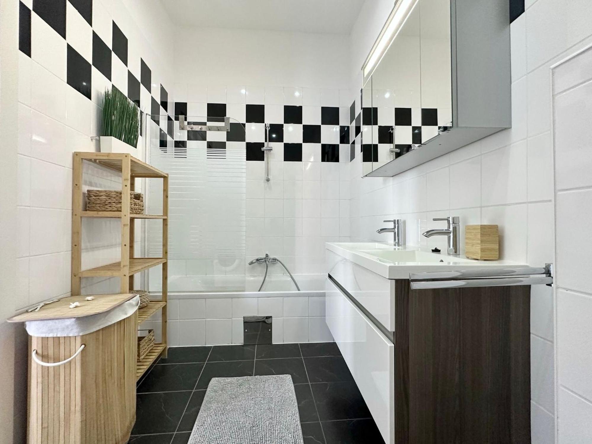 Stylish I 5 Minutes To U1 Reumannplatz I 15 Min To Center Apartament *