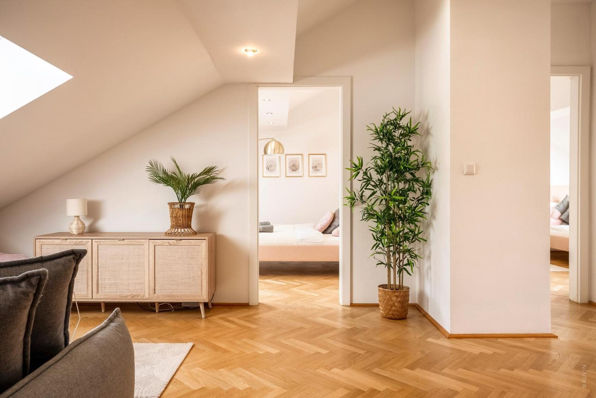 Stylish I 5 Minutes To U1 Reumannplatz I 15 Min To Center *